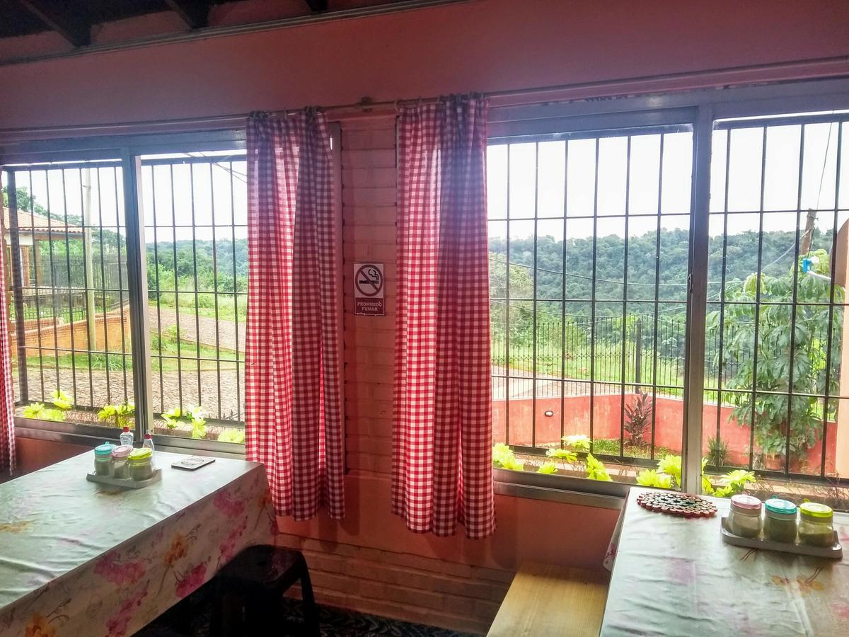 Butterfly Hostel Puerto Iguazu Exterior photo